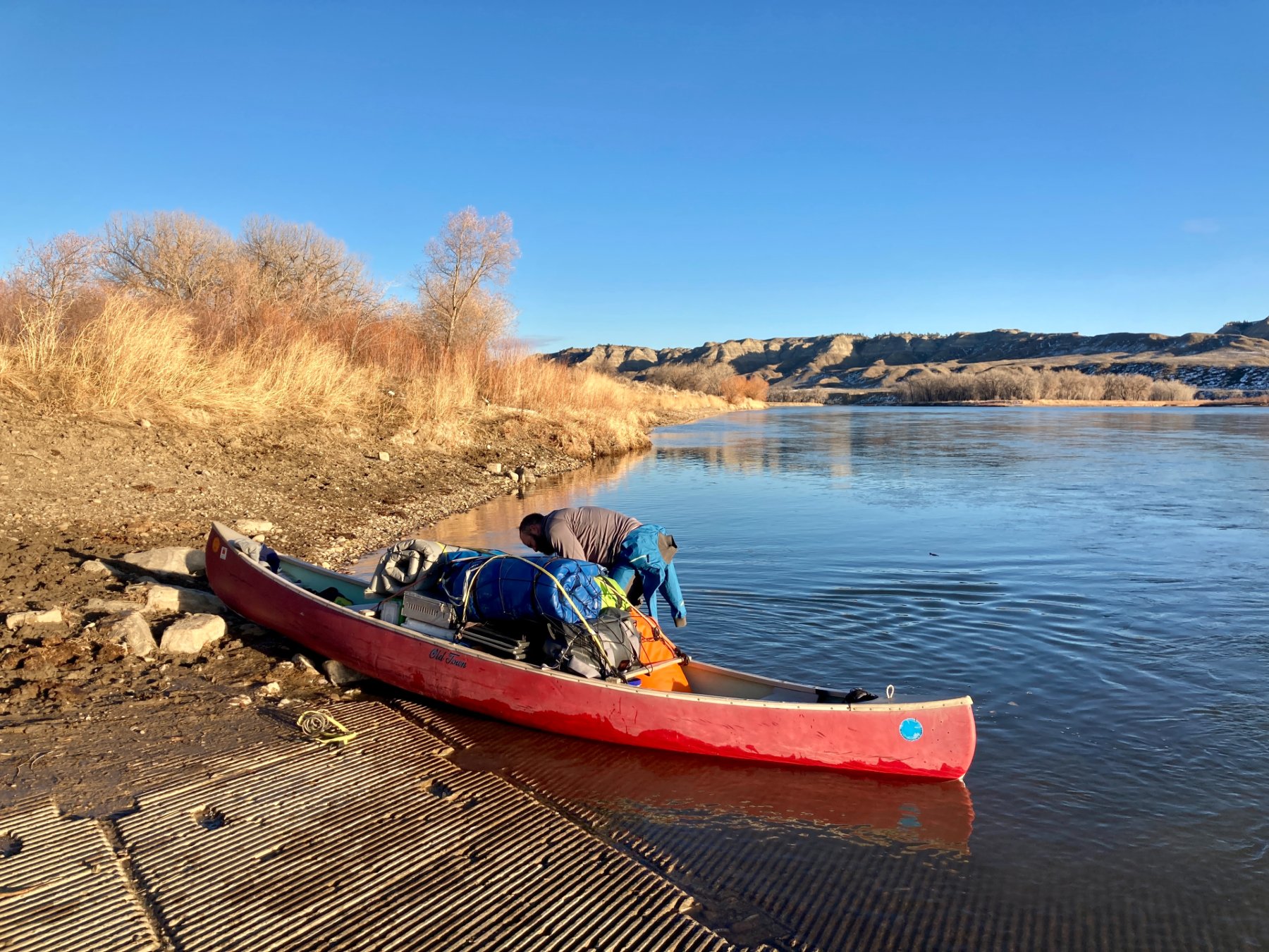 An Elbow Season Float Through the Upper Missouri River Breaks | Duct ...